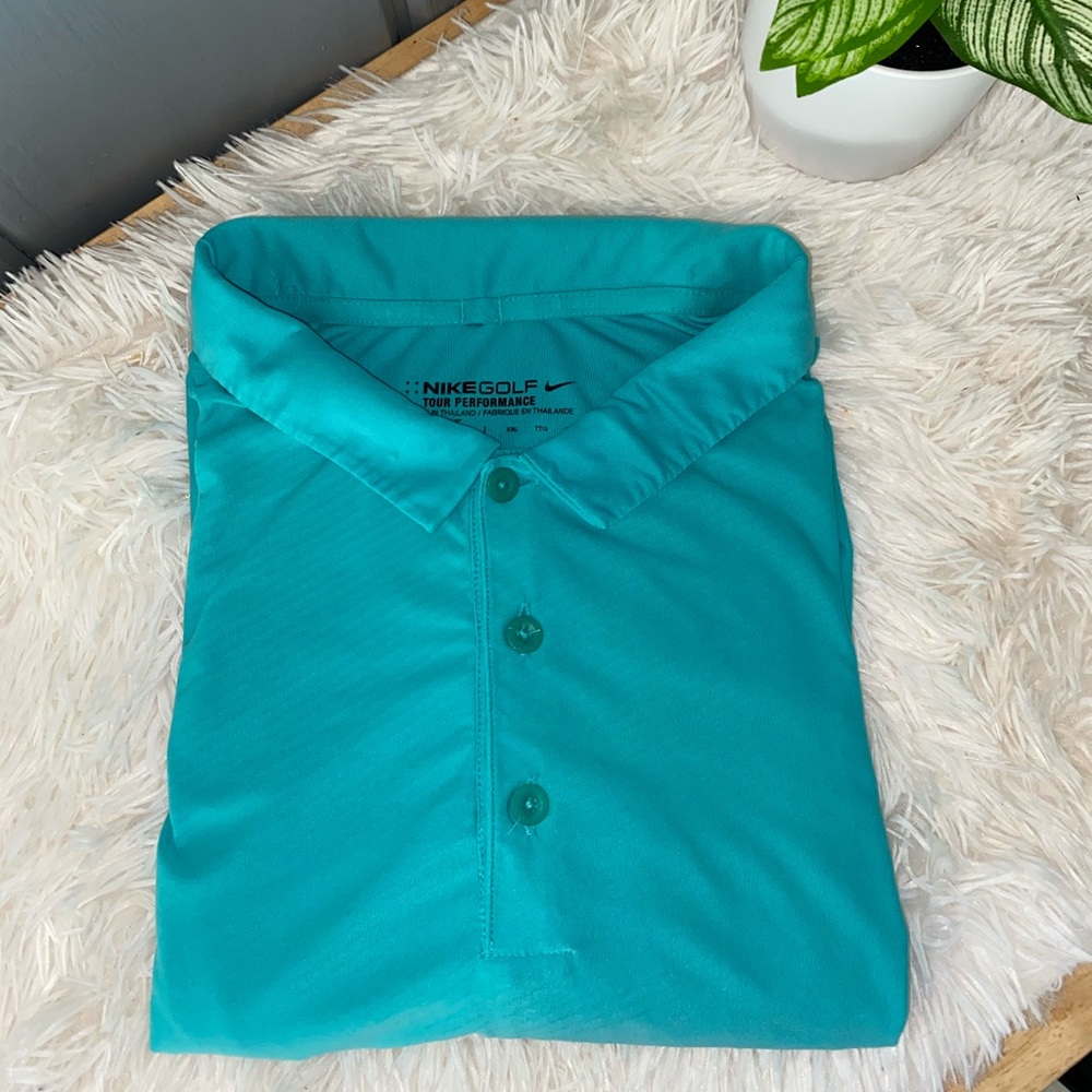 NIKE golf shirt